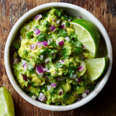A bowl of fresh guacamole.